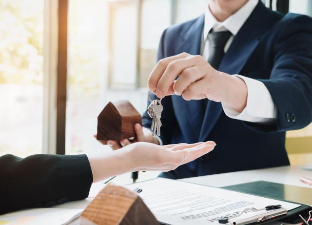 Czy warto zatrudnić agenta nieruchomości?